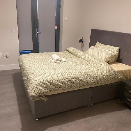 A Private Room,A Private Bathroom دبلن المظهر الخارجي الصورة